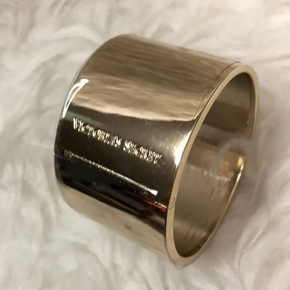 Victoria's Secret Gold Bangle